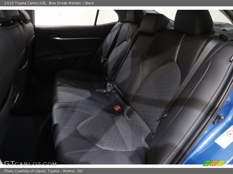 Blue Streak Metallic / Black 2019 Toyota Camry XSE