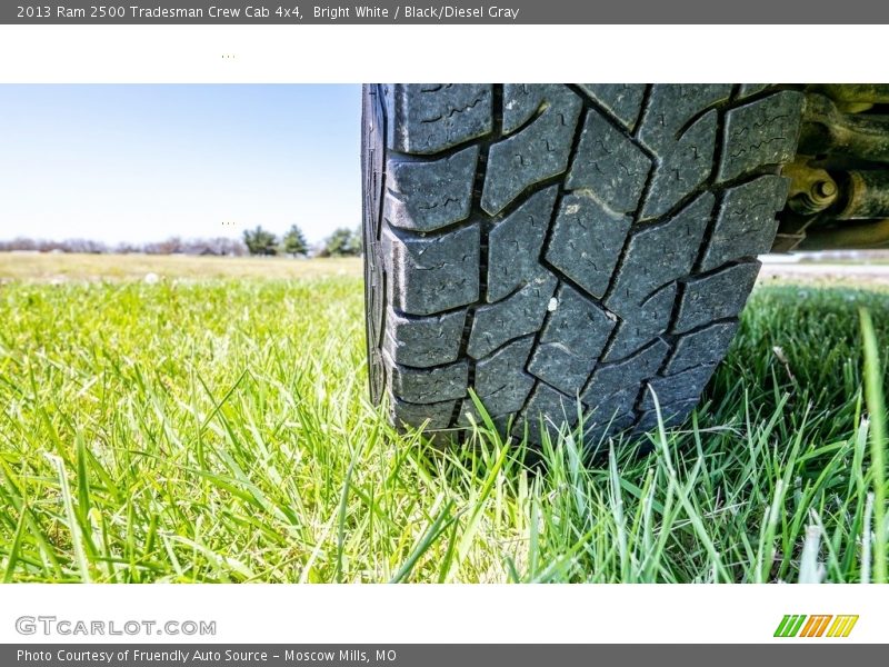 Bright White / Black/Diesel Gray 2013 Ram 2500 Tradesman Crew Cab 4x4