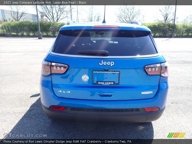 Laser Blue Pearl / Black 2022 Jeep Compass Latitude 4x4