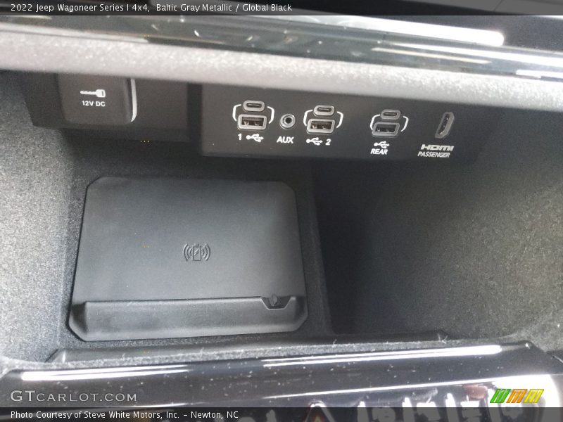 Baltic Gray Metallic / Global Black 2022 Jeep Wagoneer Series I 4x4