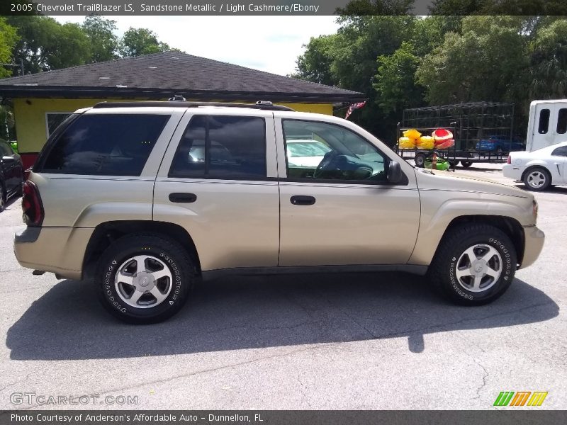 Sandstone Metallic / Light Cashmere/Ebony 2005 Chevrolet TrailBlazer LS