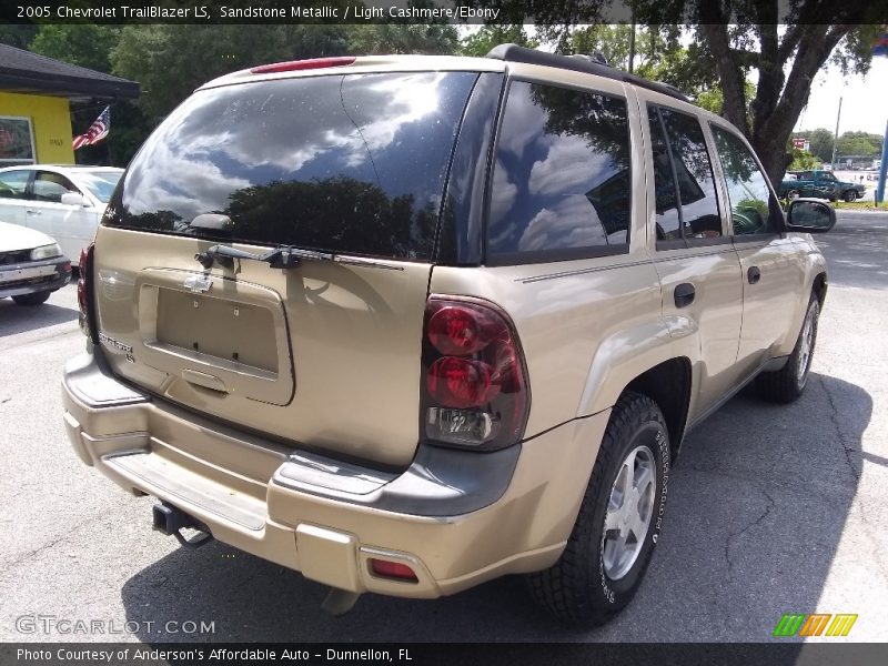 Sandstone Metallic / Light Cashmere/Ebony 2005 Chevrolet TrailBlazer LS
