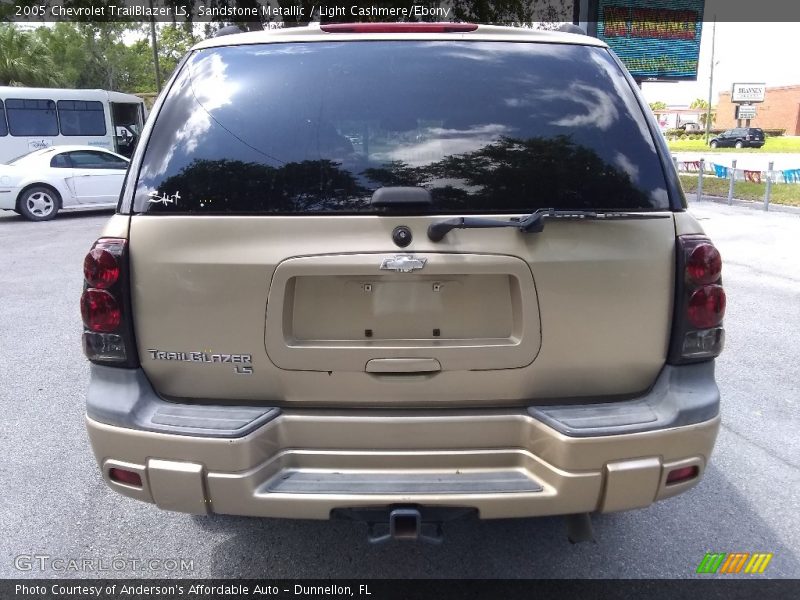 Sandstone Metallic / Light Cashmere/Ebony 2005 Chevrolet TrailBlazer LS