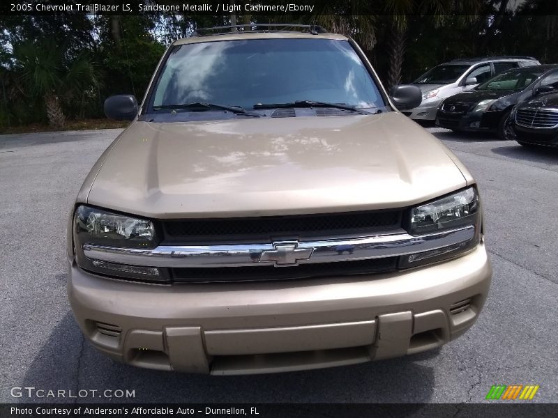 Sandstone Metallic / Light Cashmere/Ebony 2005 Chevrolet TrailBlazer LS