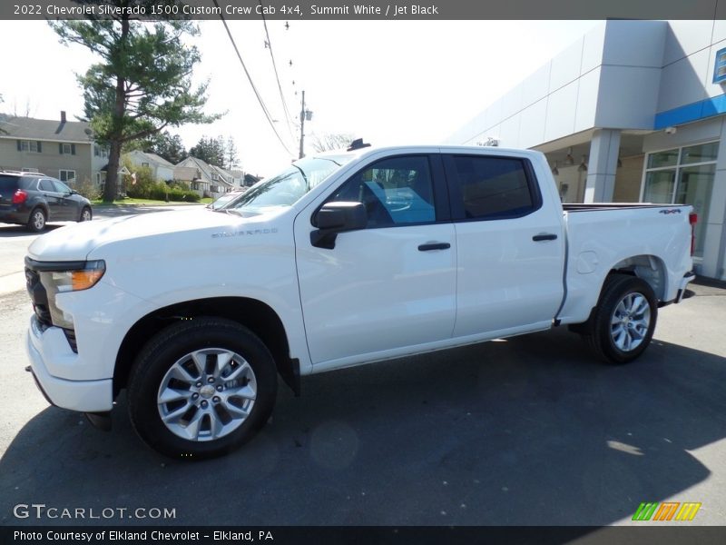 Summit White / Jet Black 2022 Chevrolet Silverado 1500 Custom Crew Cab 4x4