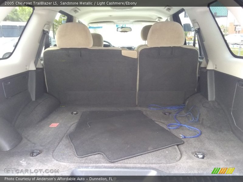 Sandstone Metallic / Light Cashmere/Ebony 2005 Chevrolet TrailBlazer LS