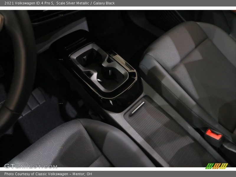 Scale Silver Metallic / Galaxy Black 2021 Volkswagen ID.4 Pro S