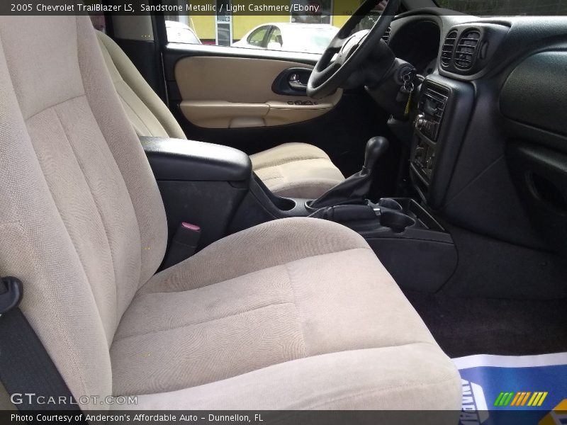 Sandstone Metallic / Light Cashmere/Ebony 2005 Chevrolet TrailBlazer LS