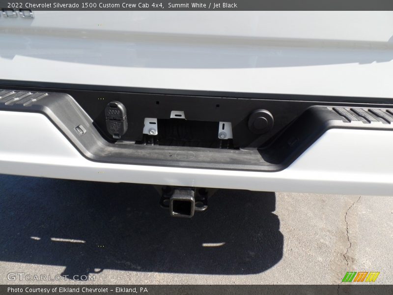 Summit White / Jet Black 2022 Chevrolet Silverado 1500 Custom Crew Cab 4x4