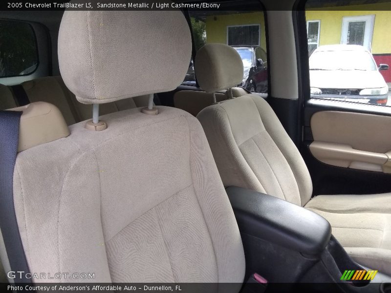 Sandstone Metallic / Light Cashmere/Ebony 2005 Chevrolet TrailBlazer LS