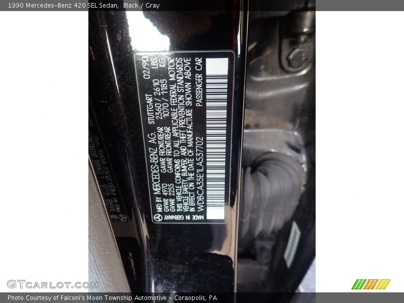Black / Gray 1990 Mercedes-Benz 420 SEL Sedan