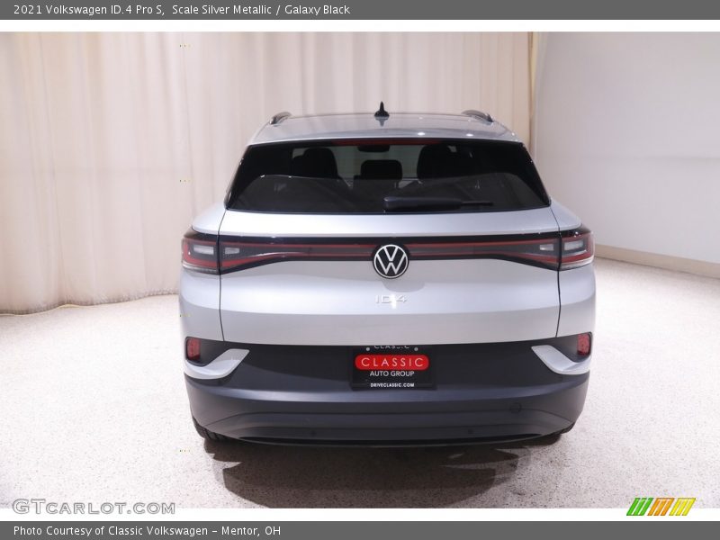 Scale Silver Metallic / Galaxy Black 2021 Volkswagen ID.4 Pro S