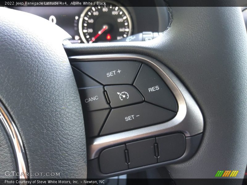 Alpine White / Black 2022 Jeep Renegade Latitude 4x4