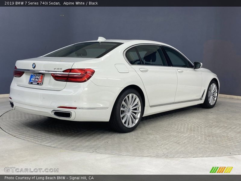 Alpine White / Black 2019 BMW 7 Series 740i Sedan