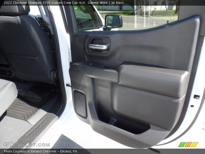 Summit White / Jet Black 2022 Chevrolet Silverado 1500 Custom Crew Cab 4x4