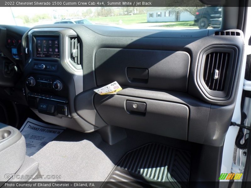 Summit White / Jet Black 2022 Chevrolet Silverado 1500 Custom Crew Cab 4x4