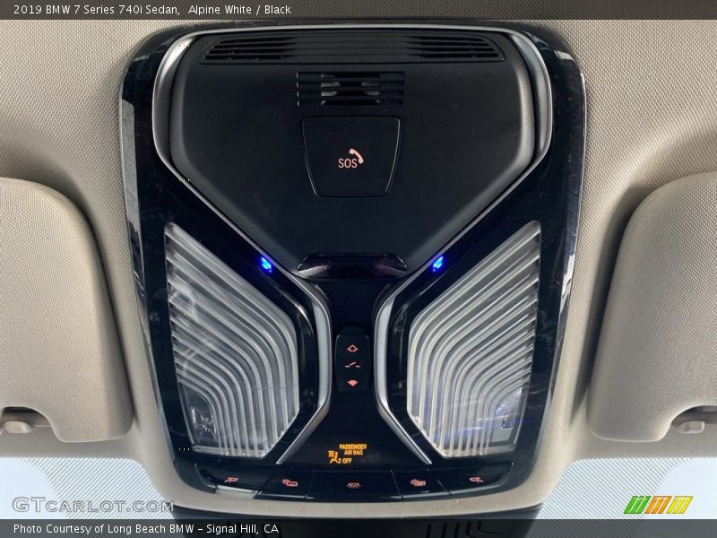 Alpine White / Black 2019 BMW 7 Series 740i Sedan
