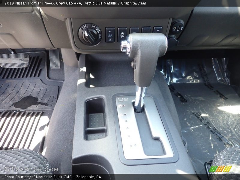 Arctic Blue Metallic / Graphite/Steel 2019 Nissan Frontier Pro-4X Crew Cab 4x4