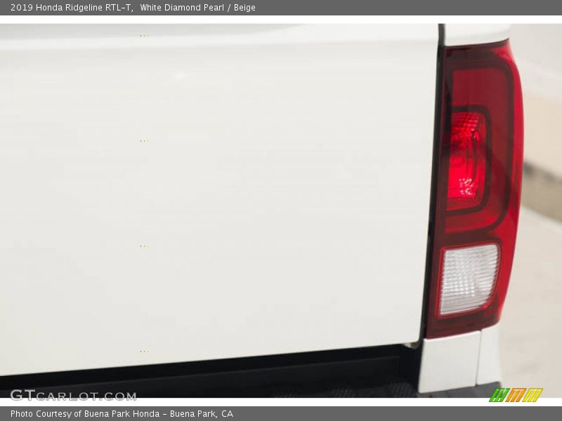 White Diamond Pearl / Beige 2019 Honda Ridgeline RTL-T