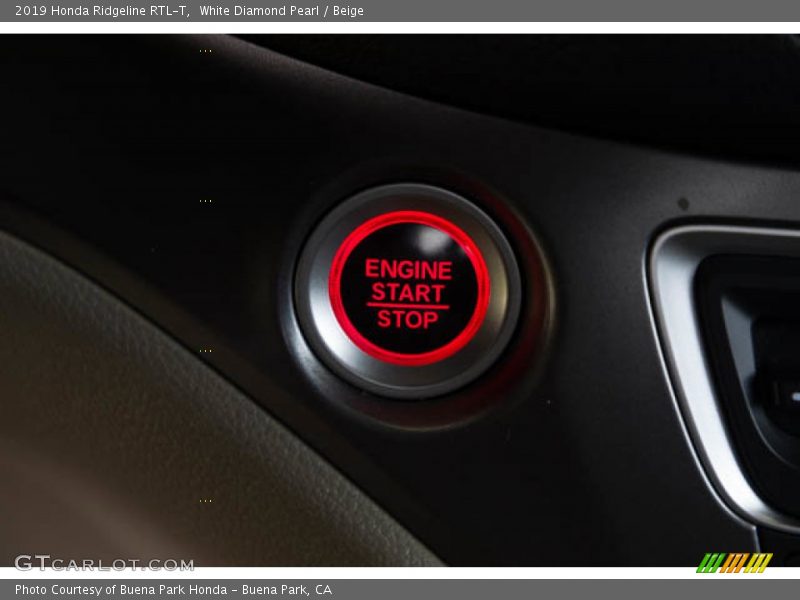 White Diamond Pearl / Beige 2019 Honda Ridgeline RTL-T
