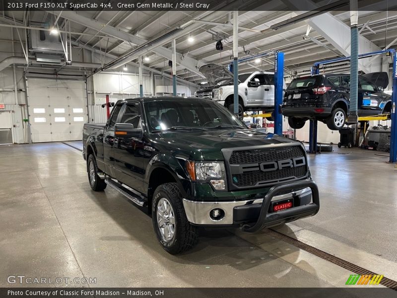 Green Gem Metallic / Steel Gray 2013 Ford F150 XLT SuperCab 4x4