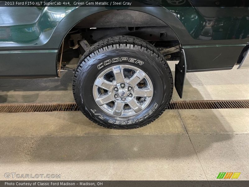 Green Gem Metallic / Steel Gray 2013 Ford F150 XLT SuperCab 4x4