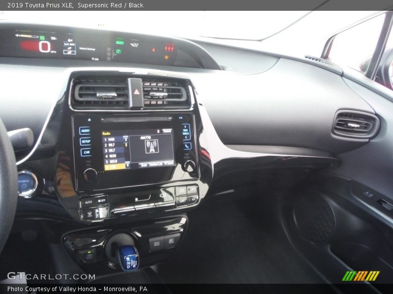 Supersonic Red / Black 2019 Toyota Prius XLE