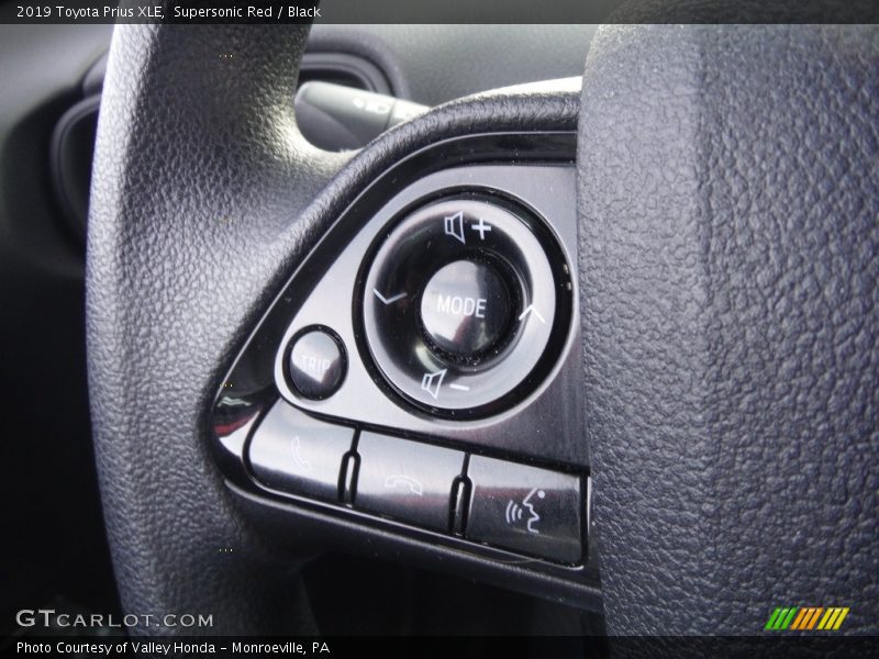 Supersonic Red / Black 2019 Toyota Prius XLE