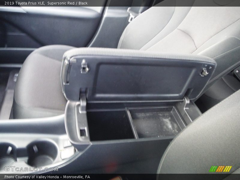 Supersonic Red / Black 2019 Toyota Prius XLE