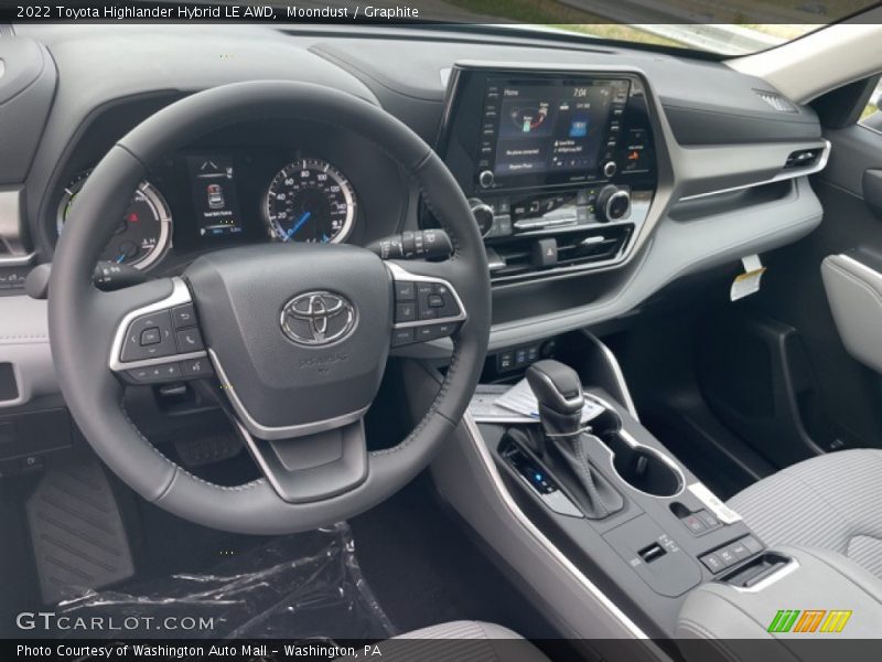 Moondust / Graphite 2022 Toyota Highlander Hybrid LE AWD