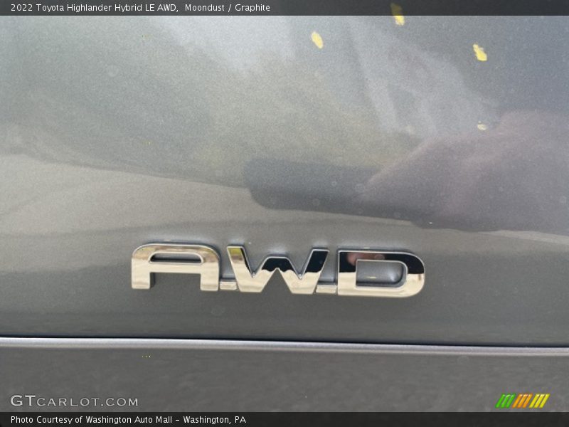Moondust / Graphite 2022 Toyota Highlander Hybrid LE AWD