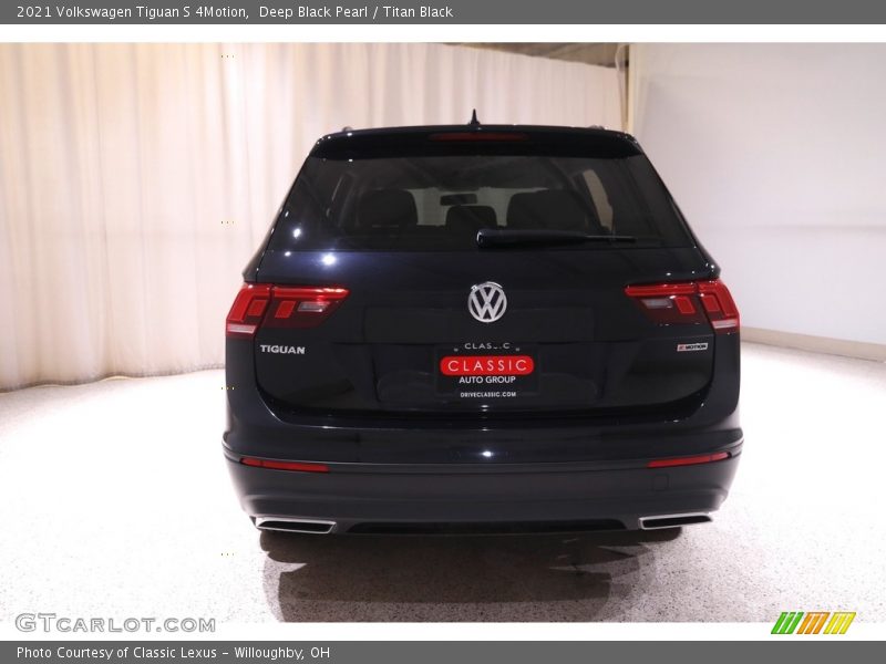 Deep Black Pearl / Titan Black 2021 Volkswagen Tiguan S 4Motion