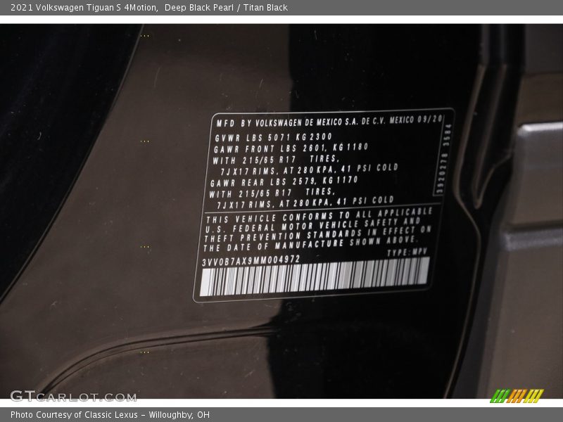 Deep Black Pearl / Titan Black 2021 Volkswagen Tiguan S 4Motion