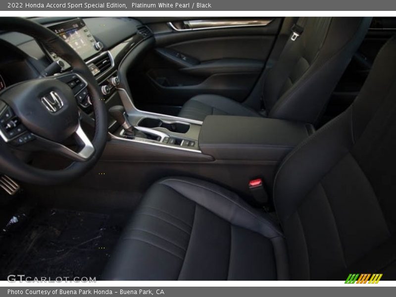 Platinum White Pearl / Black 2022 Honda Accord Sport Special Edition