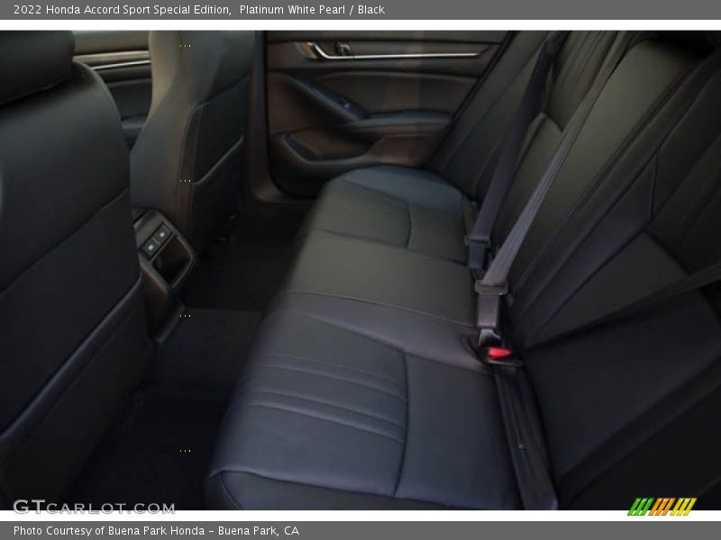 Platinum White Pearl / Black 2022 Honda Accord Sport Special Edition