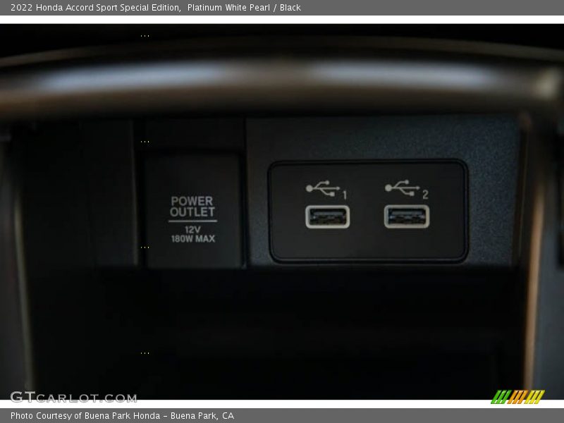 Platinum White Pearl / Black 2022 Honda Accord Sport Special Edition