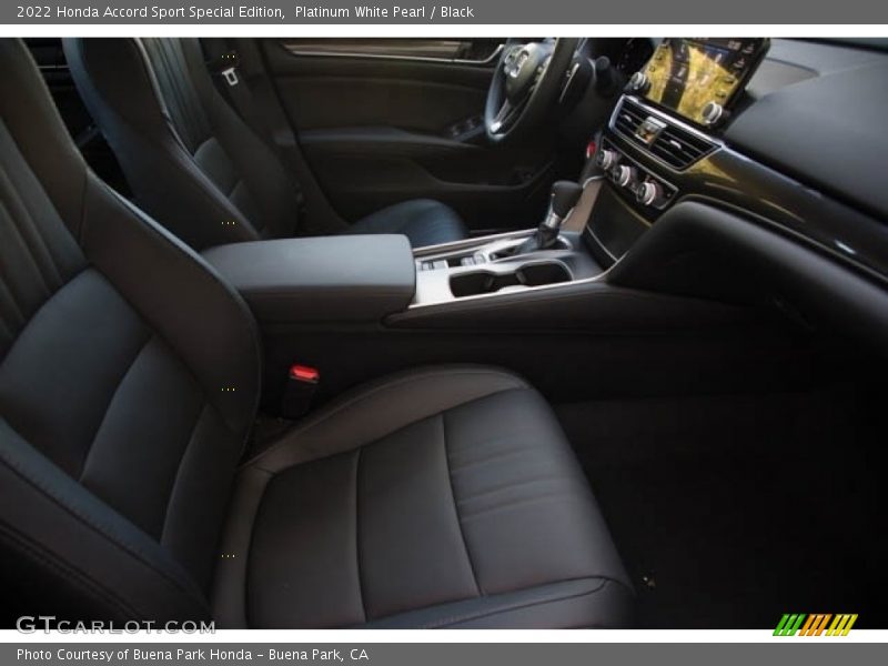 Platinum White Pearl / Black 2022 Honda Accord Sport Special Edition