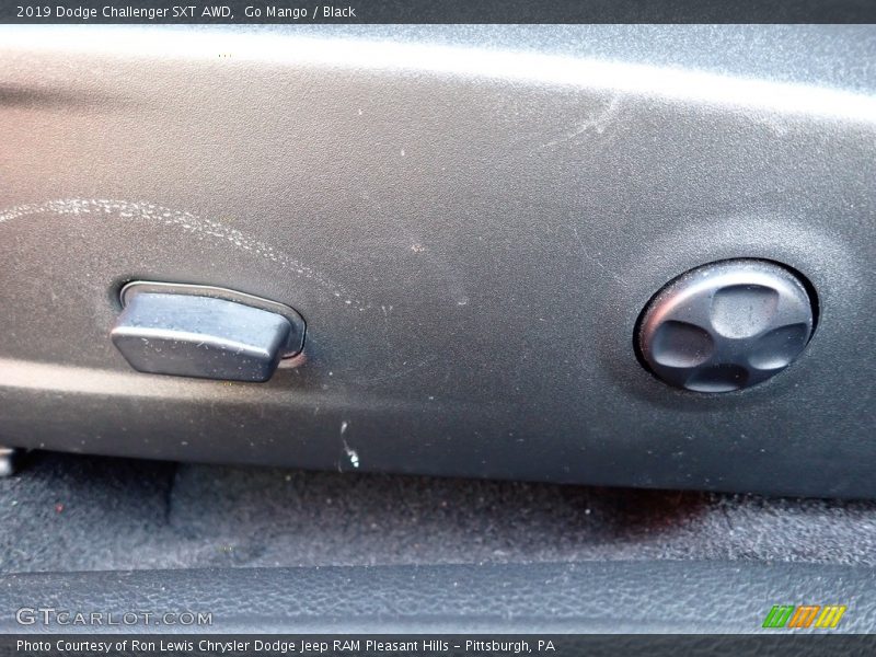 Go Mango / Black 2019 Dodge Challenger SXT AWD