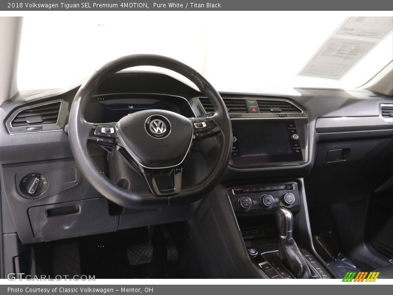 Pure White / Titan Black 2018 Volkswagen Tiguan SEL Premium 4MOTION