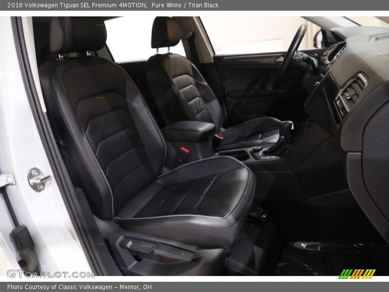 Pure White / Titan Black 2018 Volkswagen Tiguan SEL Premium 4MOTION
