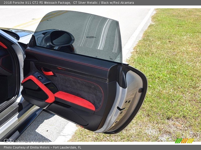 Door Panel of 2018 911 GT2 RS Weissach Package
