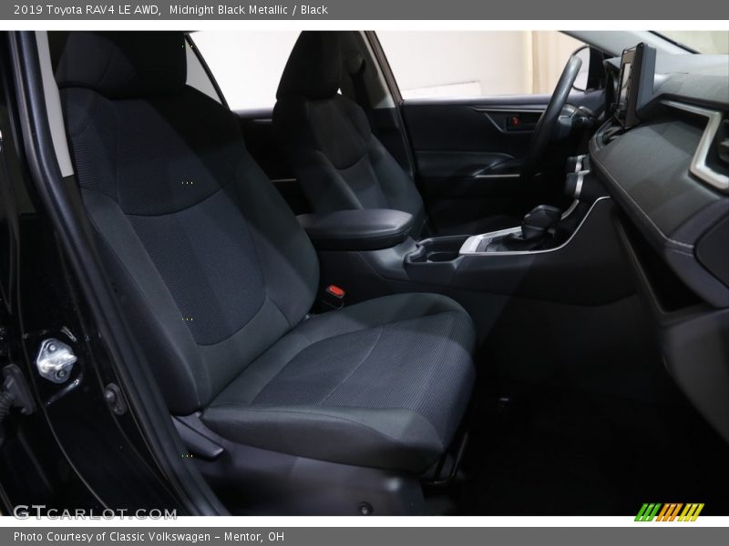 Midnight Black Metallic / Black 2019 Toyota RAV4 LE AWD