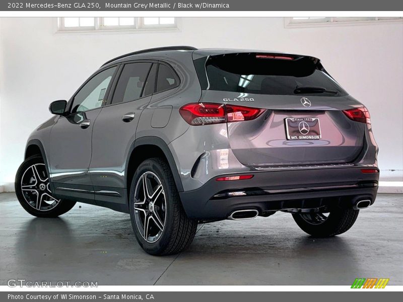 Mountain Grey Metallic / Black w/Dinamica 2022 Mercedes-Benz GLA 250