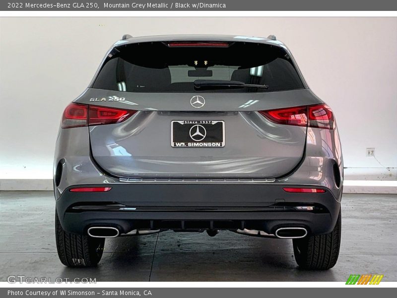 Mountain Grey Metallic / Black w/Dinamica 2022 Mercedes-Benz GLA 250