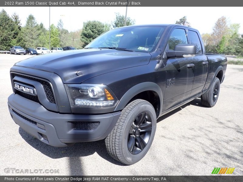 Diamond Black Crystal Pearl / Black 2022 Ram 1500 Classic Quad Cab 4x4