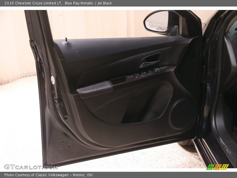 Blue Ray Metallic / Jet Black 2016 Chevrolet Cruze Limited LT