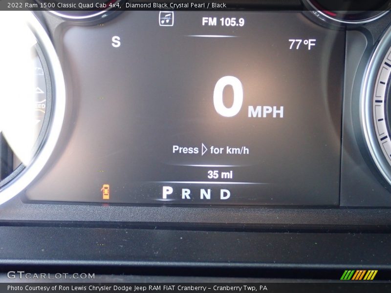 Diamond Black Crystal Pearl / Black 2022 Ram 1500 Classic Quad Cab 4x4