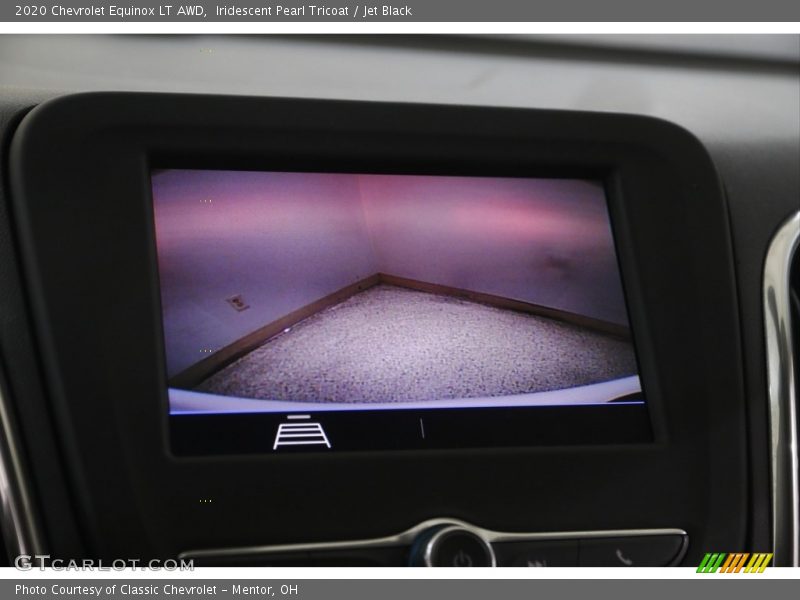 Iridescent Pearl Tricoat / Jet Black 2020 Chevrolet Equinox LT AWD