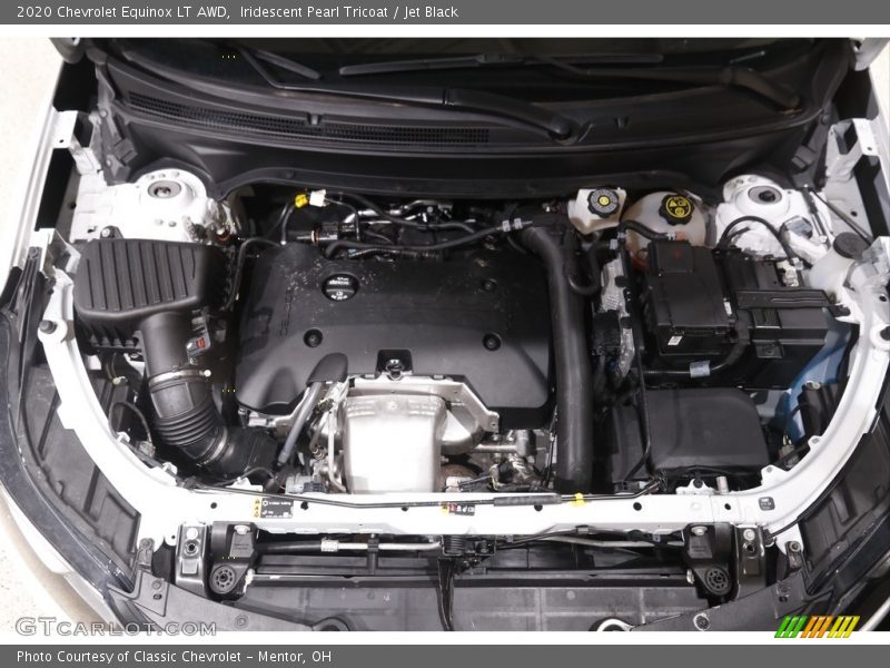 Iridescent Pearl Tricoat / Jet Black 2020 Chevrolet Equinox LT AWD