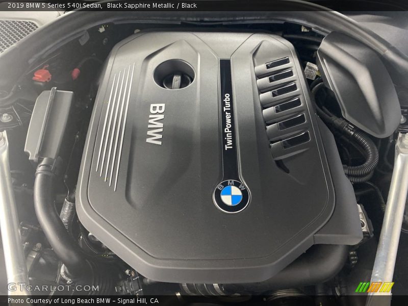 Black Sapphire Metallic / Black 2019 BMW 5 Series 540i Sedan